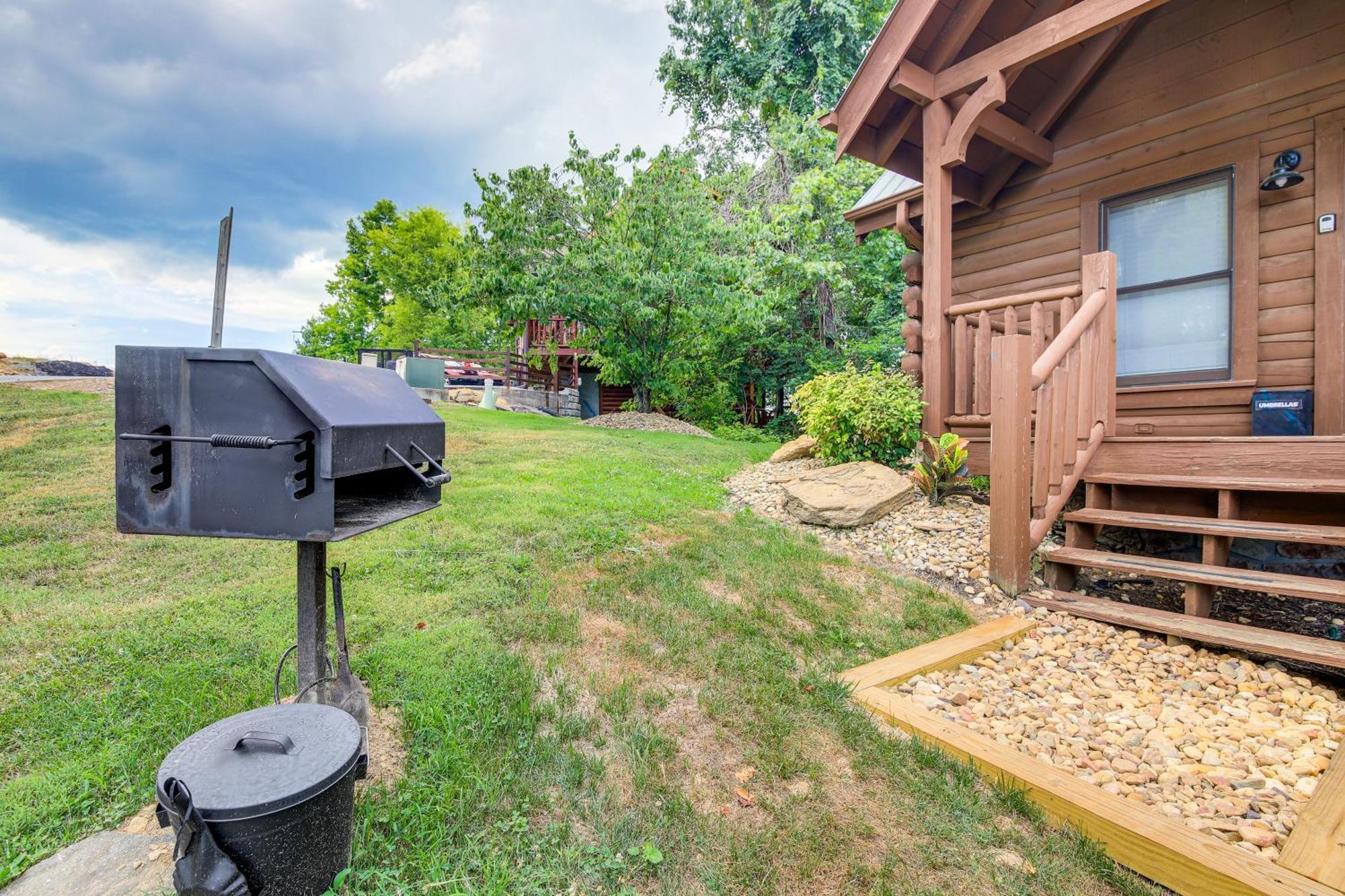Pigeon Forge Cabin Premier Location And Hot Tub Buitenkant foto