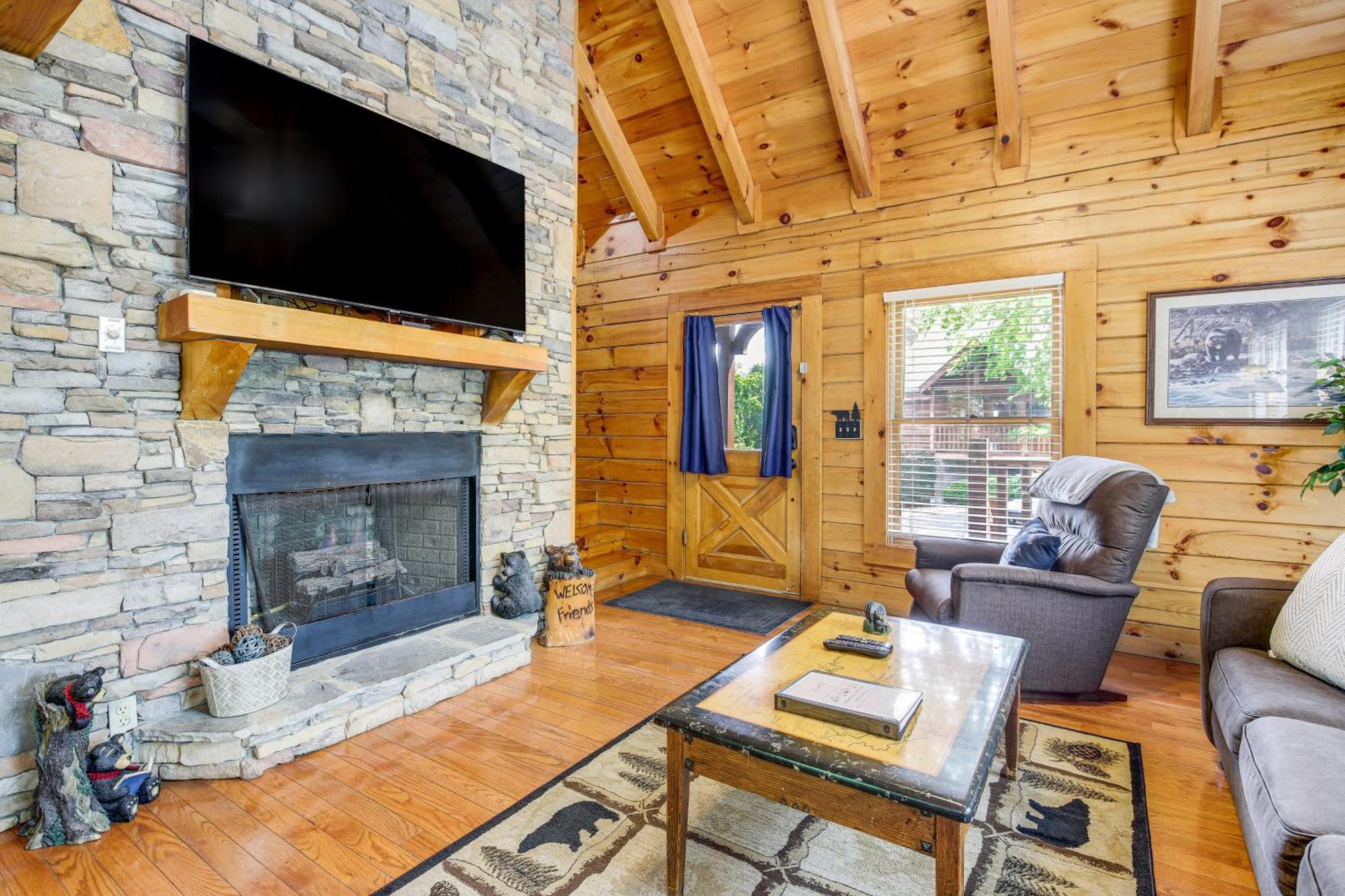 Pigeon Forge Cabin Premier Location And Hot Tub Buitenkant foto