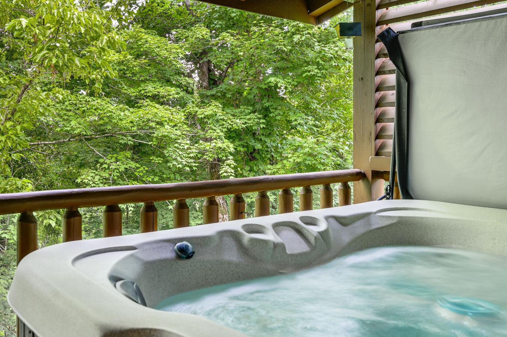 Pigeon Forge Cabin Premier Location And Hot Tub Buitenkant foto
