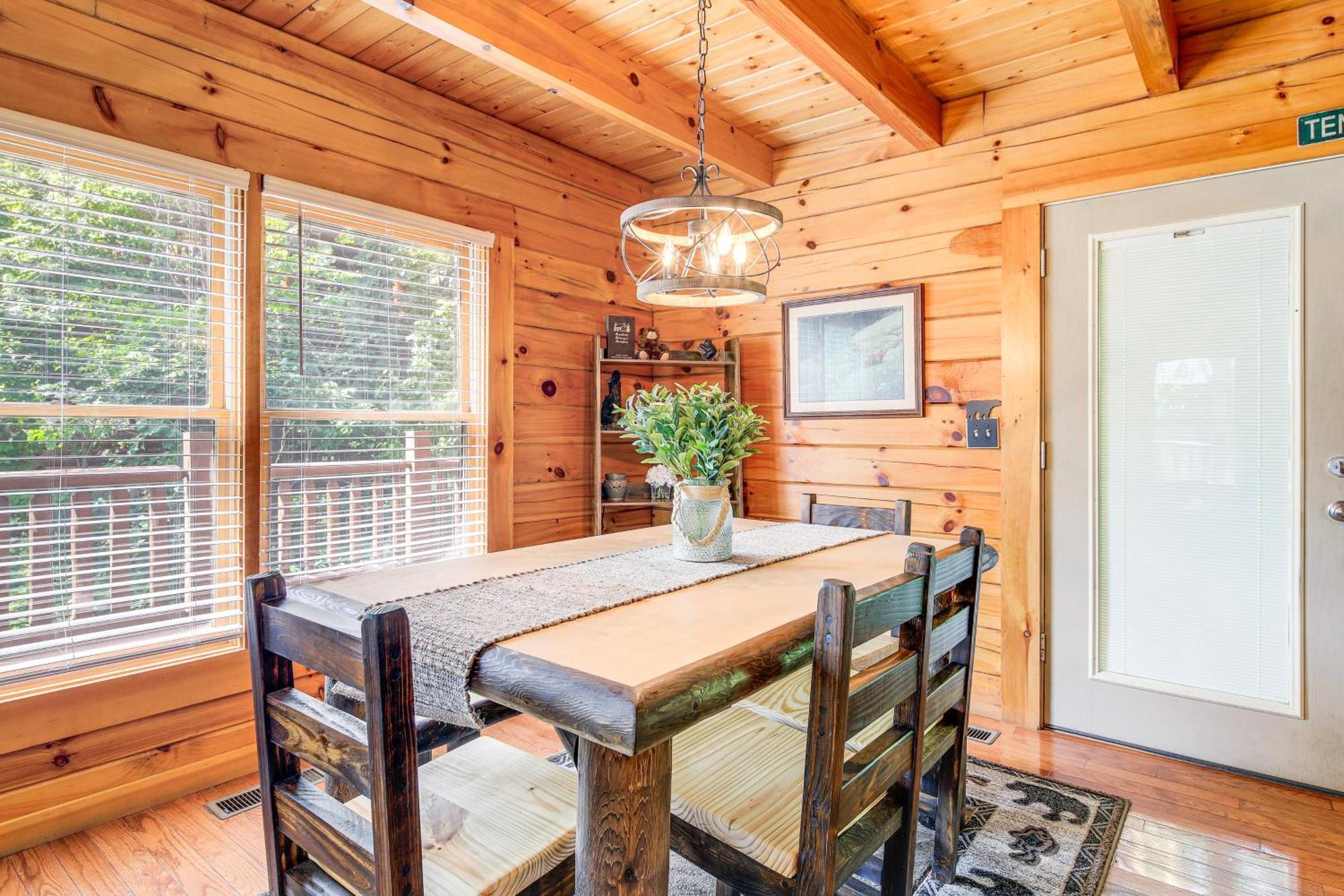 Pigeon Forge Cabin Premier Location And Hot Tub Buitenkant foto
